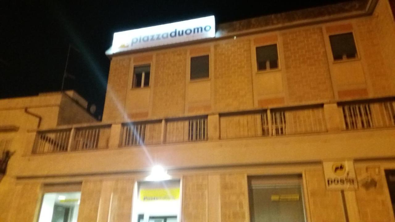 B&B Piazza Duomo Cerignola Exterior foto
